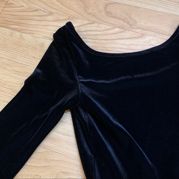 AMERICAN APPAREL VELVET DRESS - Picture 3 of 3